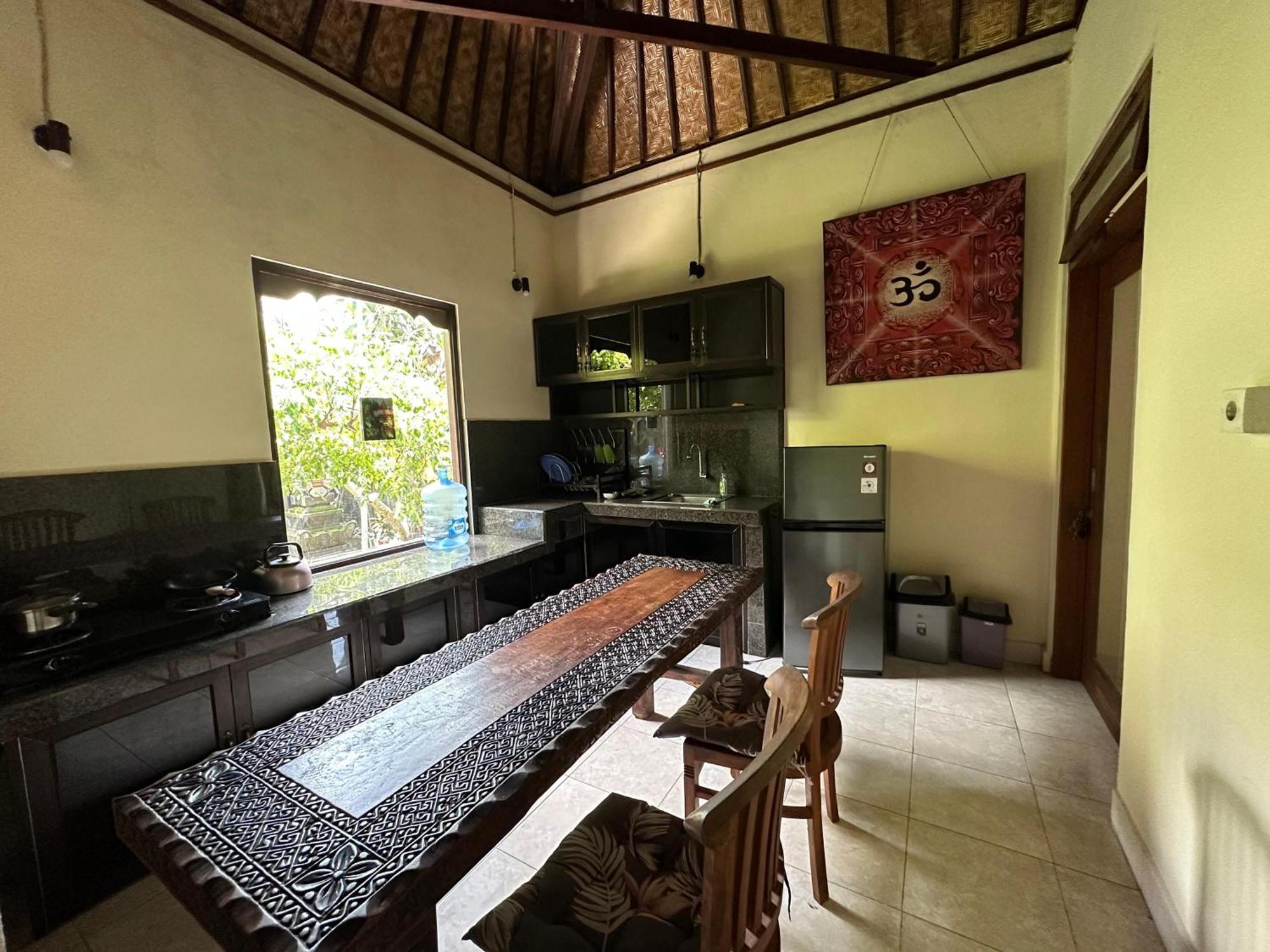 Tagel Karsa House Hotel Ubud  Exterior photo