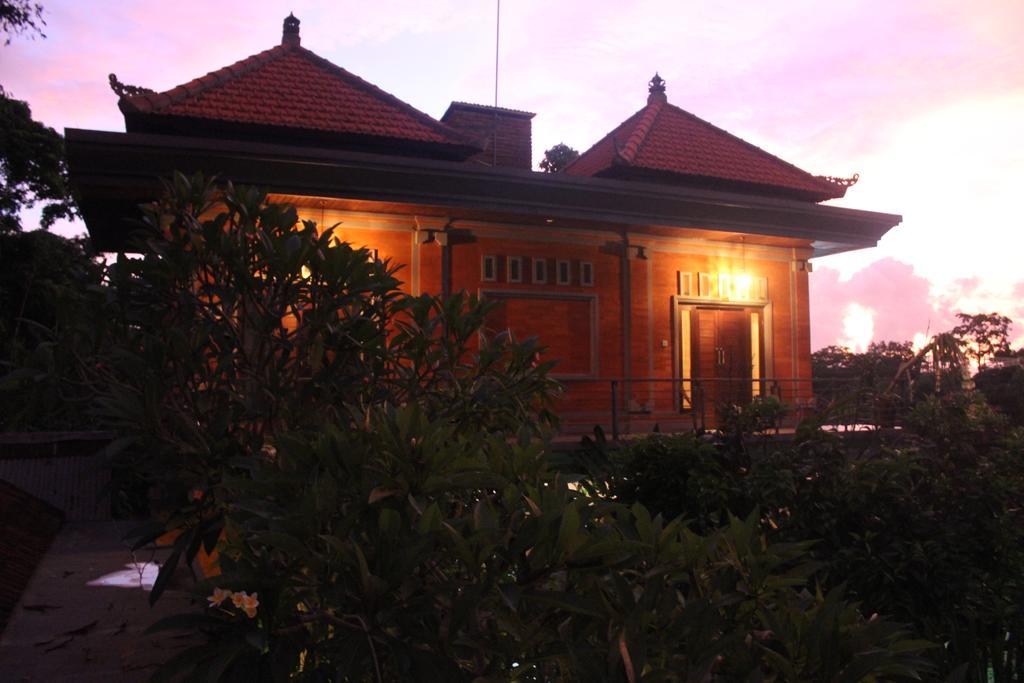 Tagel Karsa House Hotel Ubud  Exterior photo